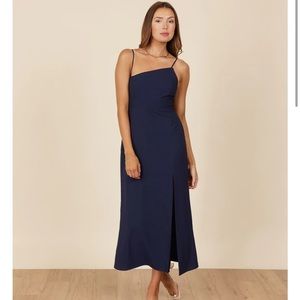 Park & Fifth Lincoln Dress in Navy Blue!